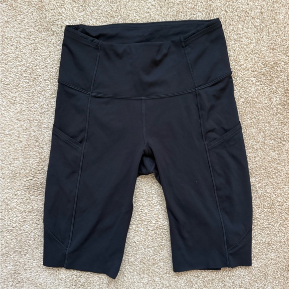 Lululemon Black Biker Shorts - Picture 4 of 4